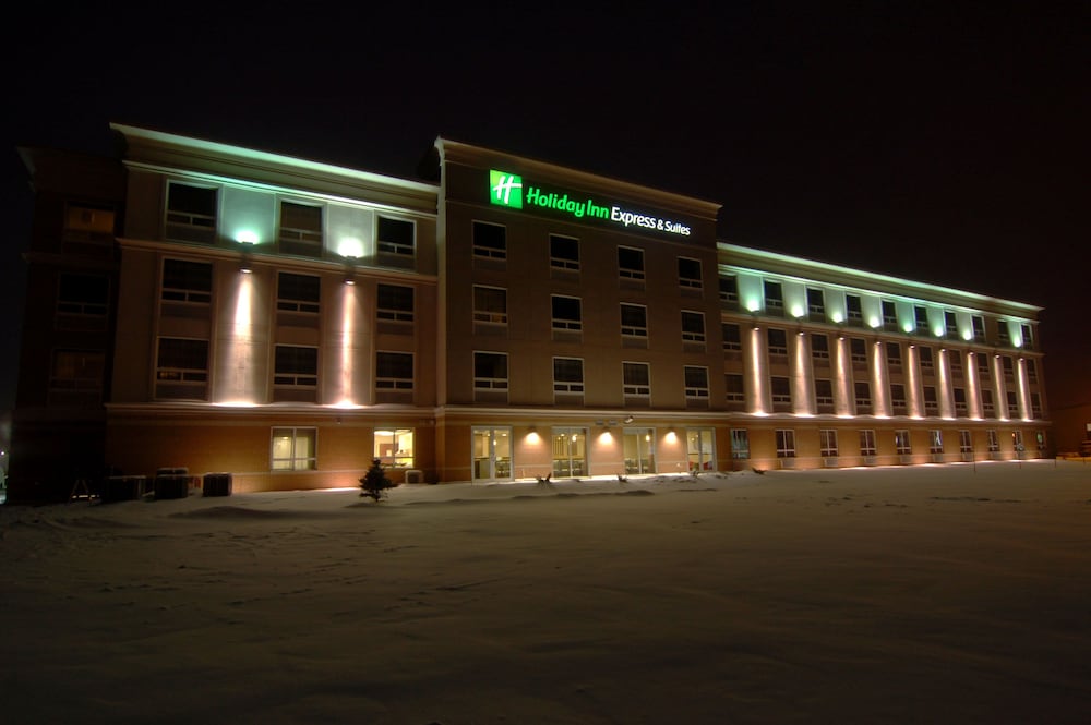 Chateau Inn and Suites Bonnyville 2/42