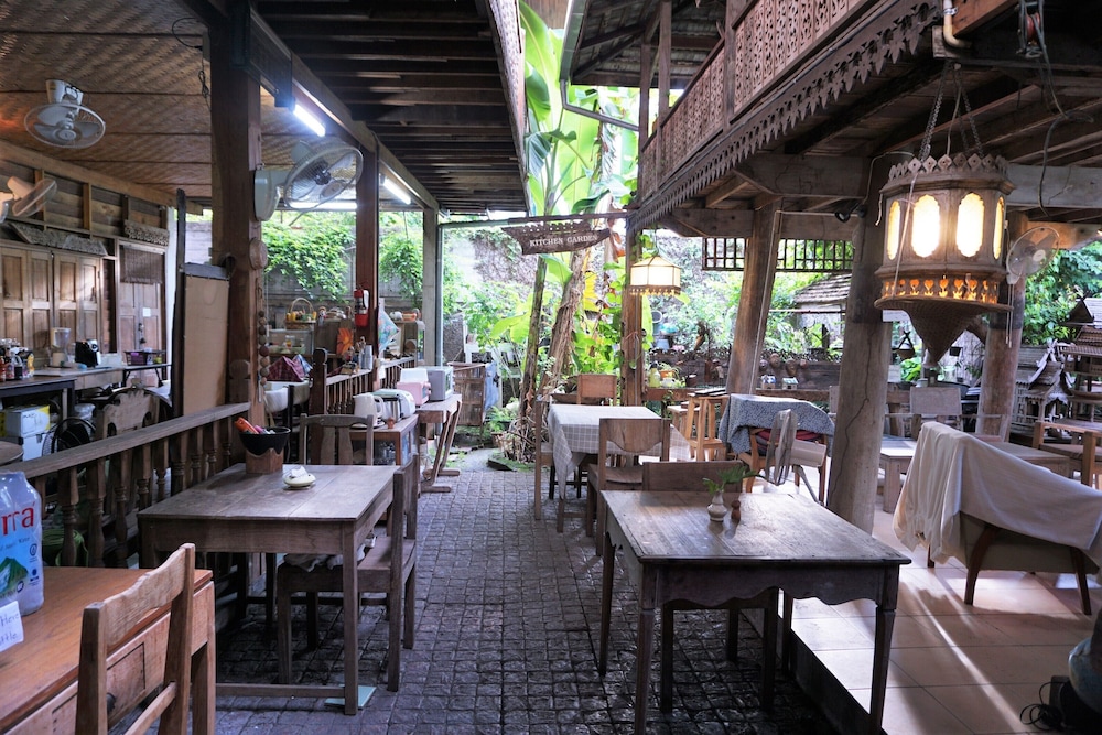 Tiptopthai House 38/50