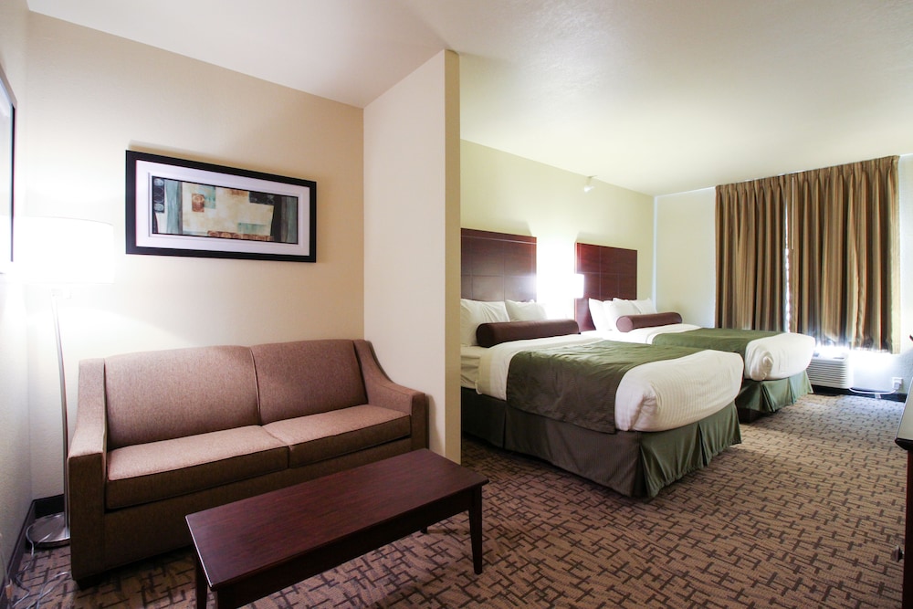 Cobblestone Hotel & Suites - Devils Lake 11/62