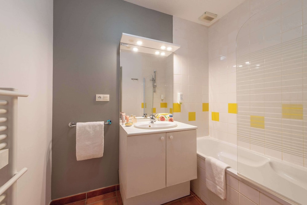 3 Rooms, Apartment, 3 Double Beds, Sofa 4/5