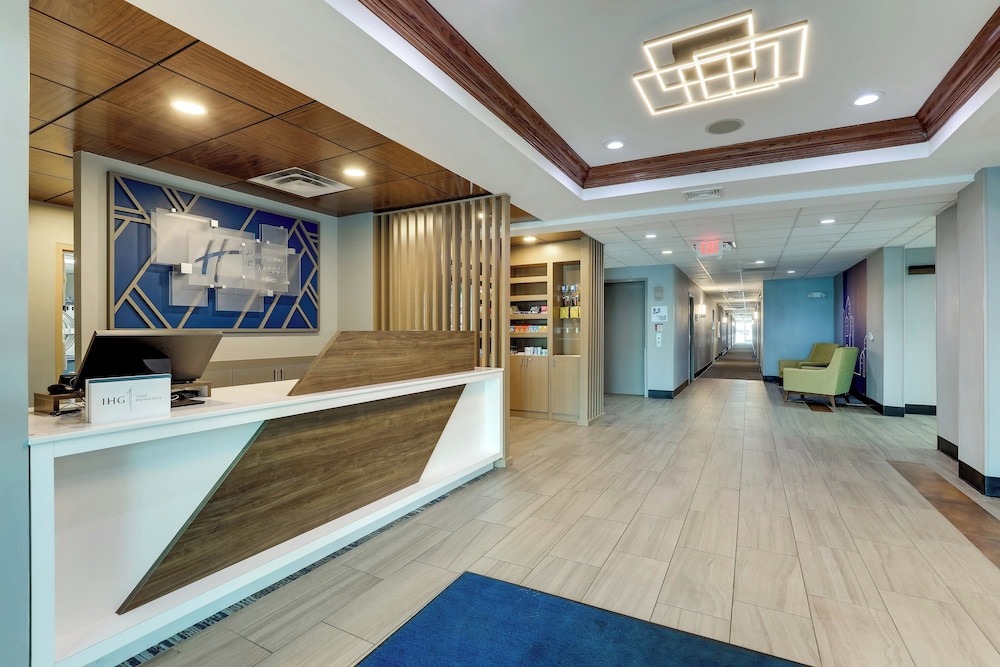Holiday Inn Express Hotel Suites Richmond 13/67