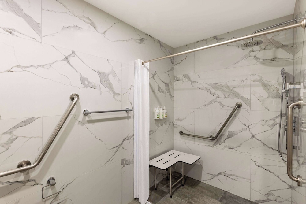 Baymont by Wyndham West Edmonton 50/50