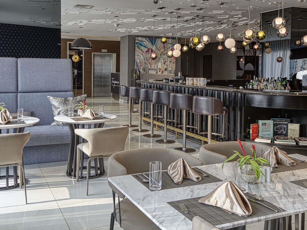 Novotel Suites Manila At Acqua 39/52