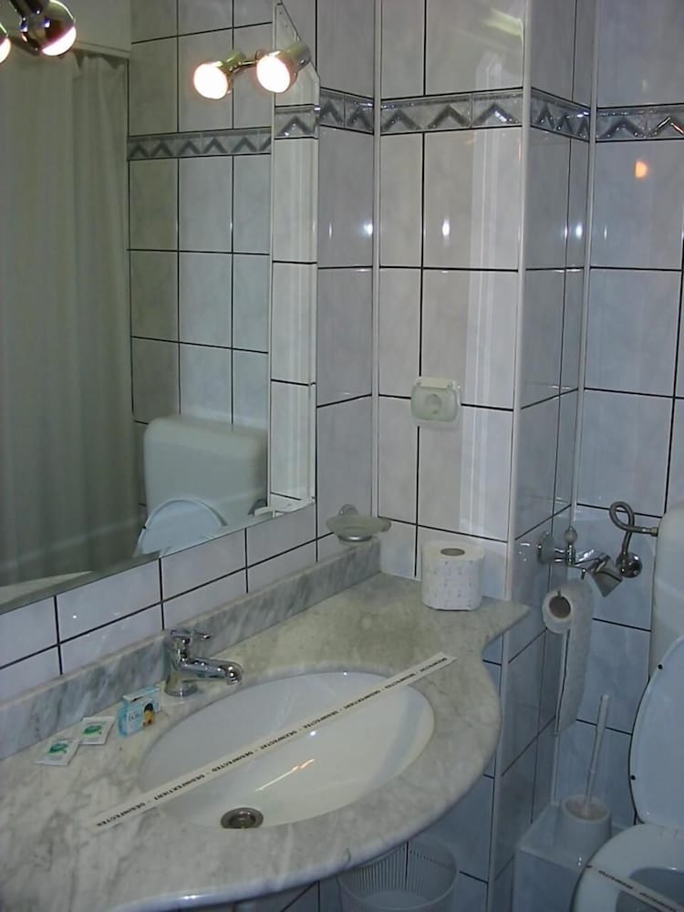 Hotel Moldova 17/80