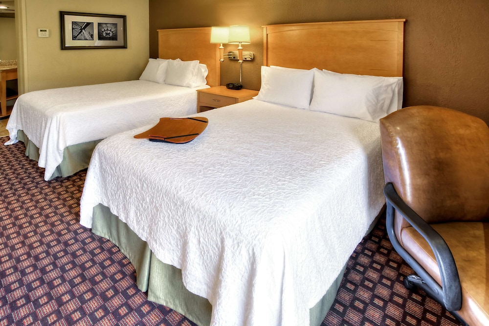 Spark by Hilton Brentwood Nashville I 65S 9/36