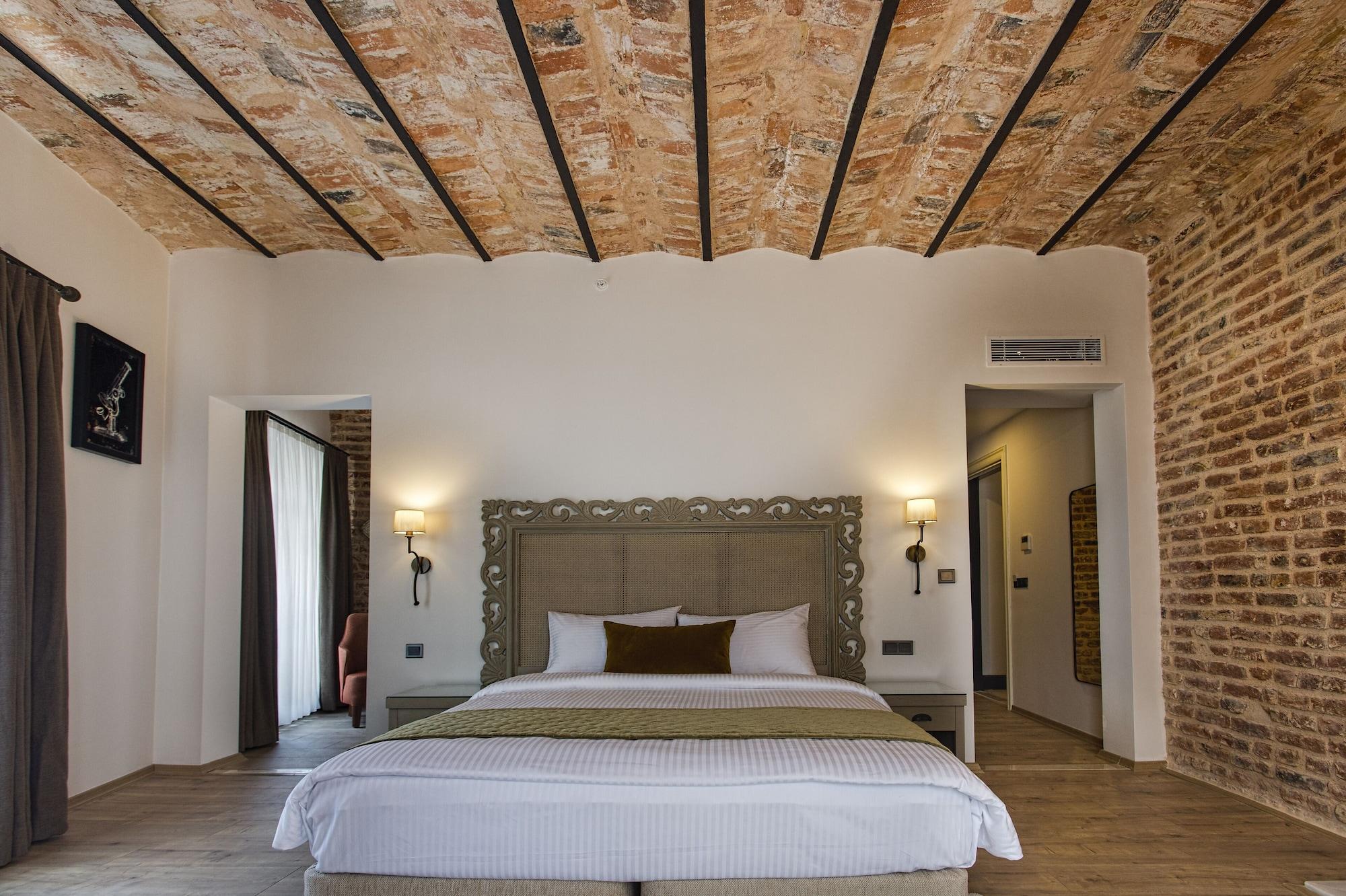 Junior Suite, Bathtub
