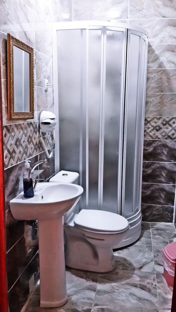 Kule Hotel 49/49