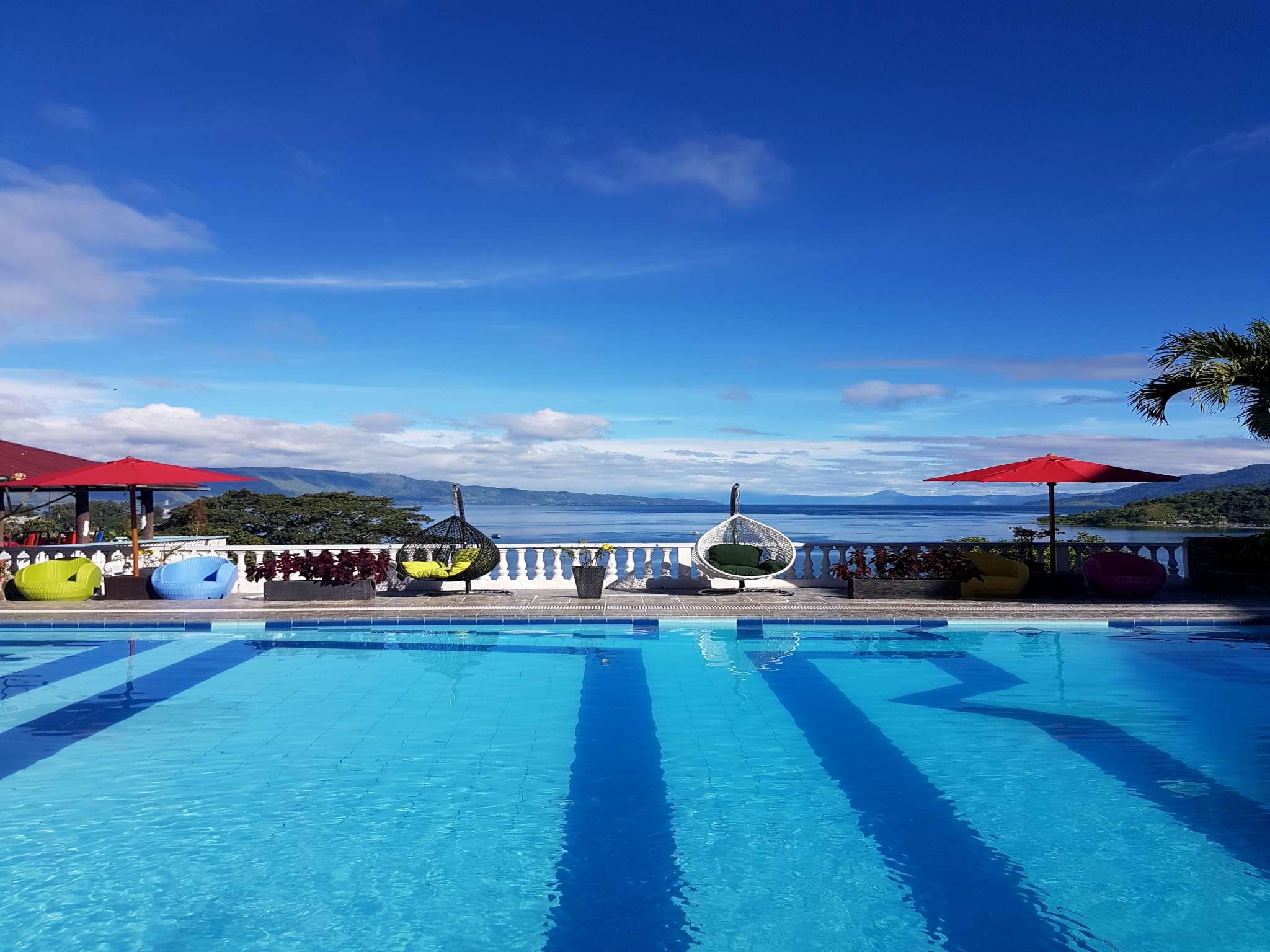 Parapat View Hotel 14/15