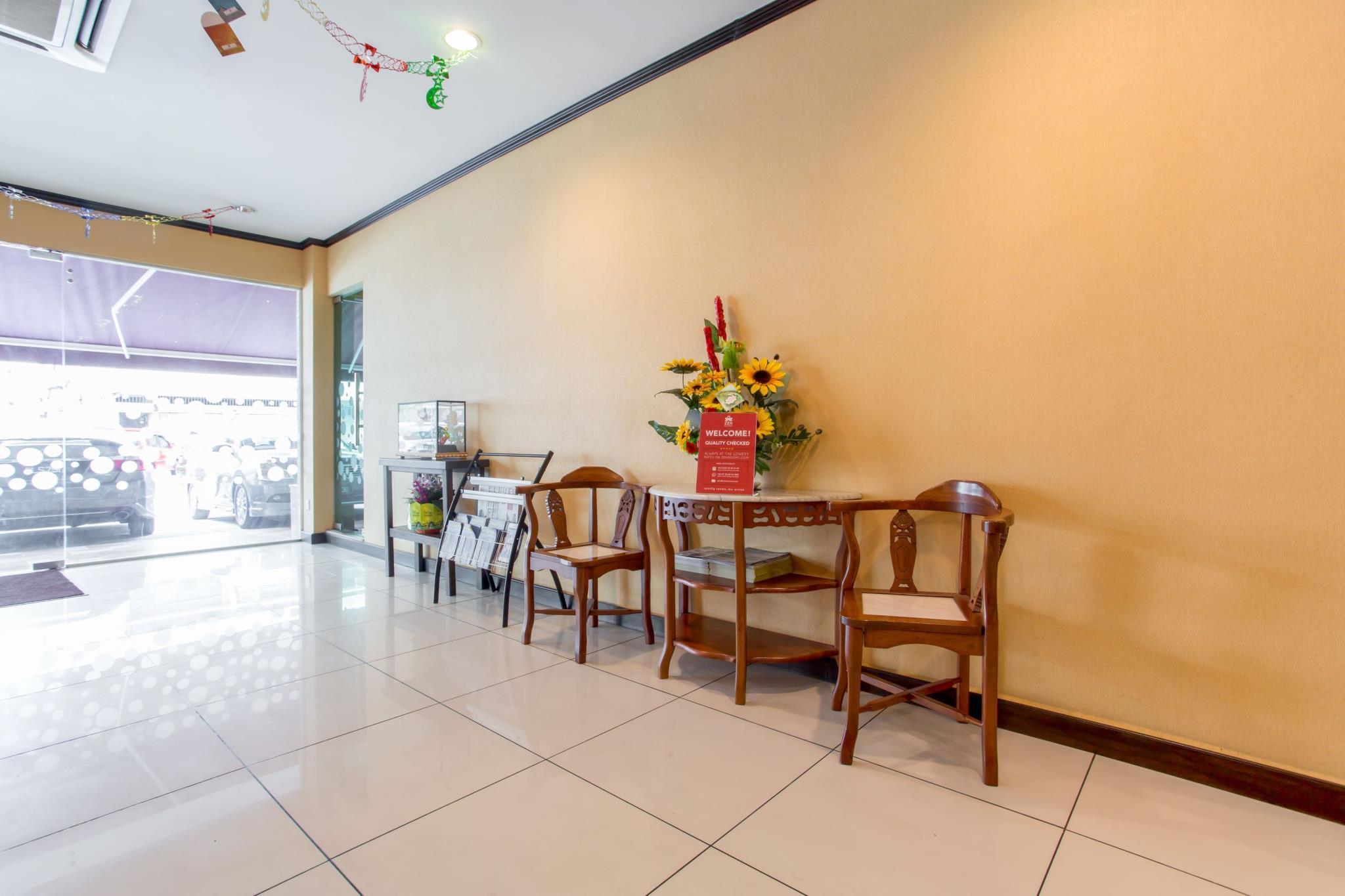 Twin Hotel 15/50