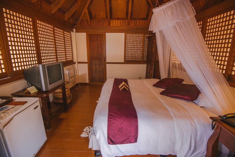 FRIDAYS BORACAY RESORT 14/50