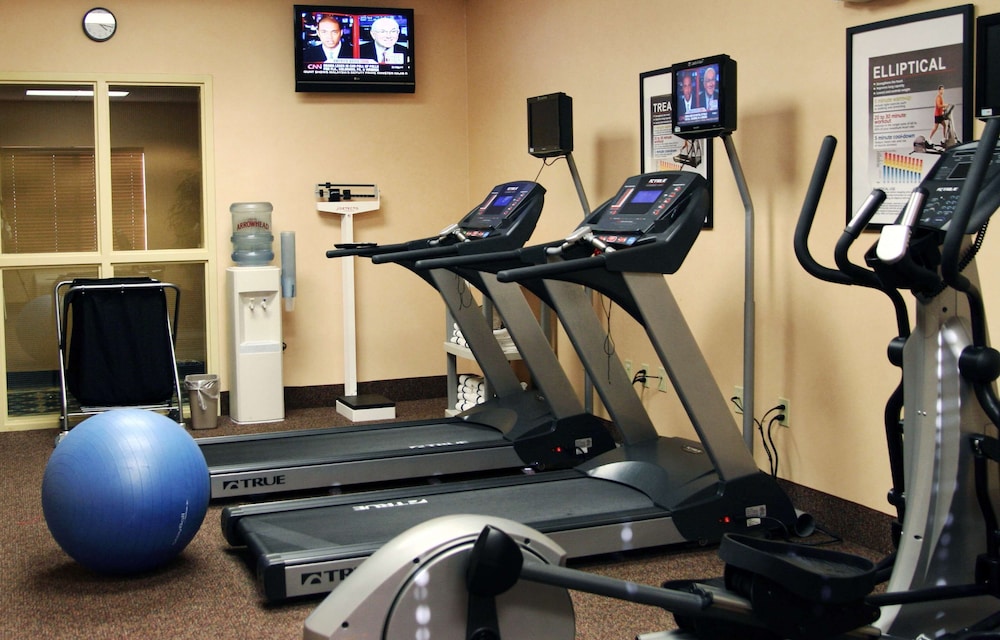 Hampton Inn Suites Seal Beach 18/32