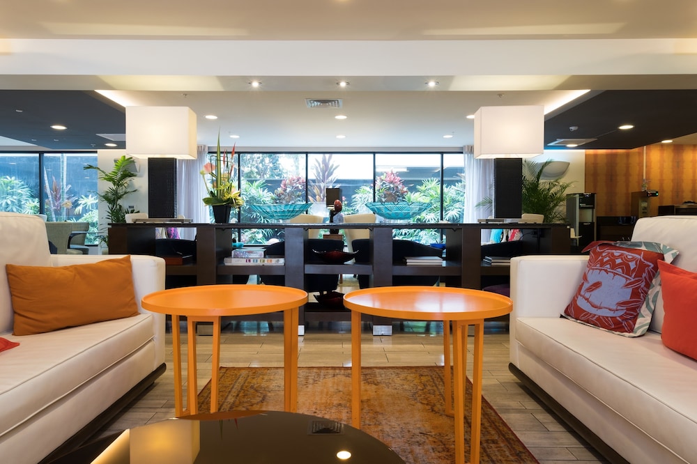 Vive Hotel Waikiki 50/77