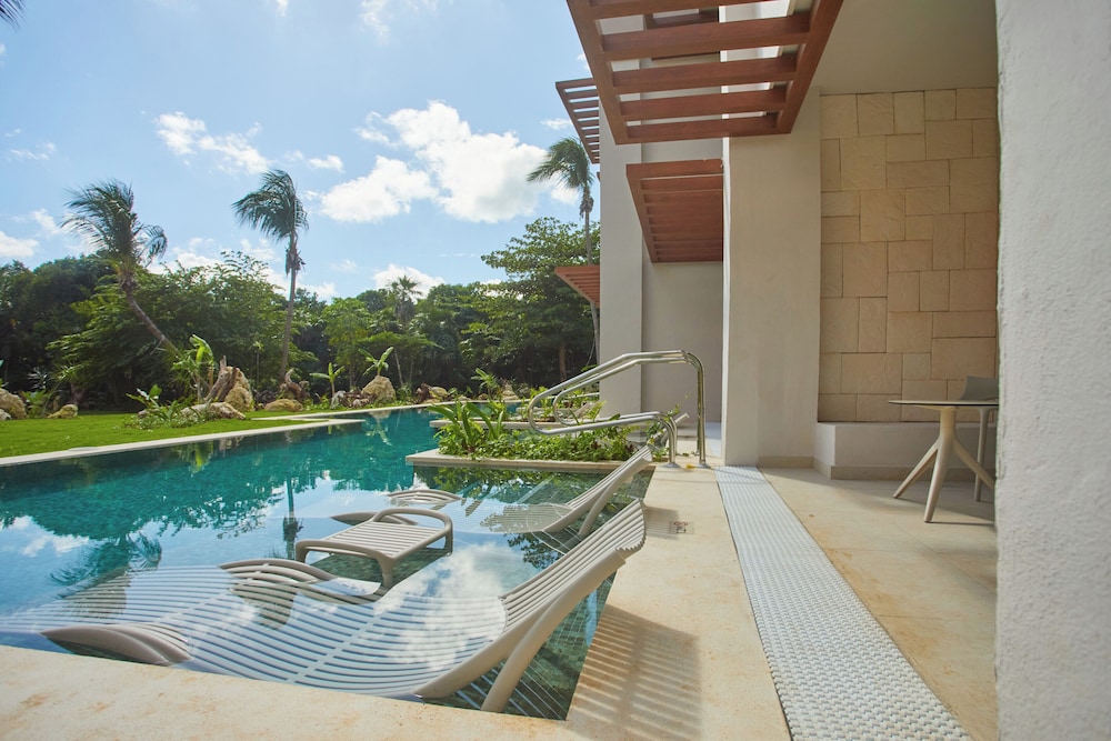 Bahia Principe Explore Akumal - All Inclusive 39/75