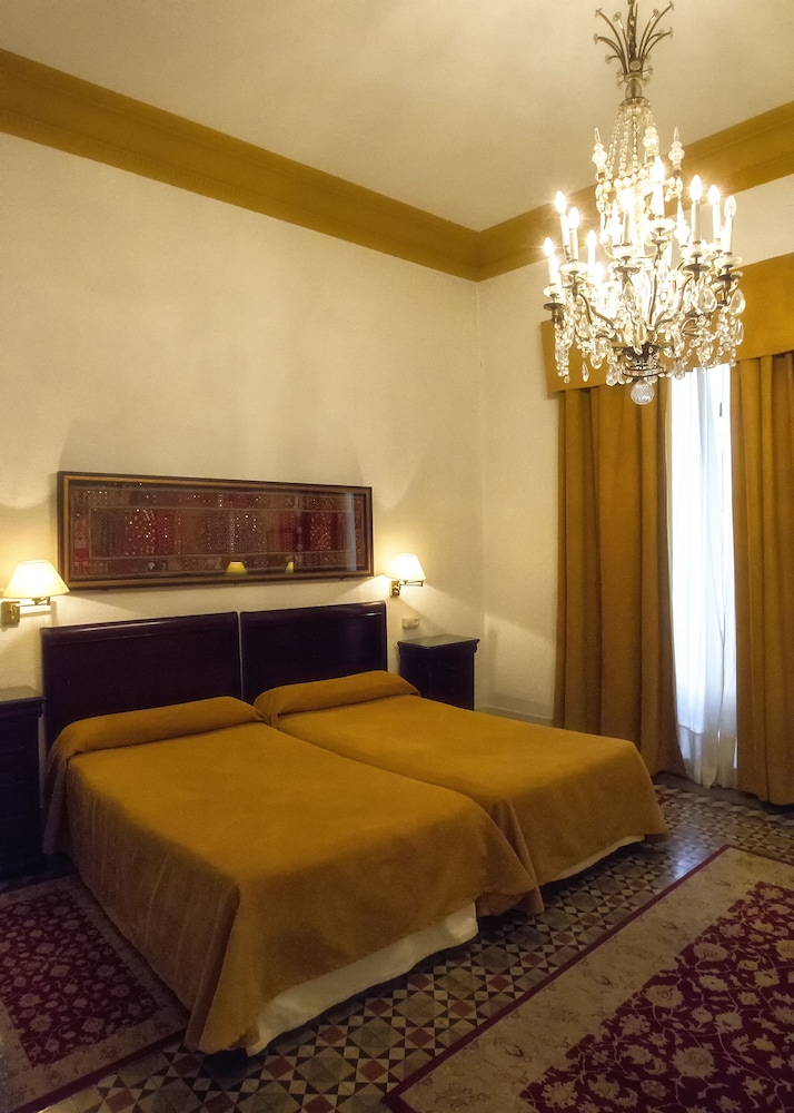 Hotel Simon 17/66