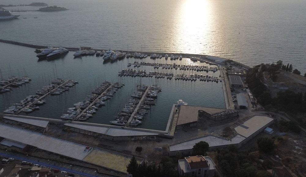 Suhan Seaport Hotel 8/42