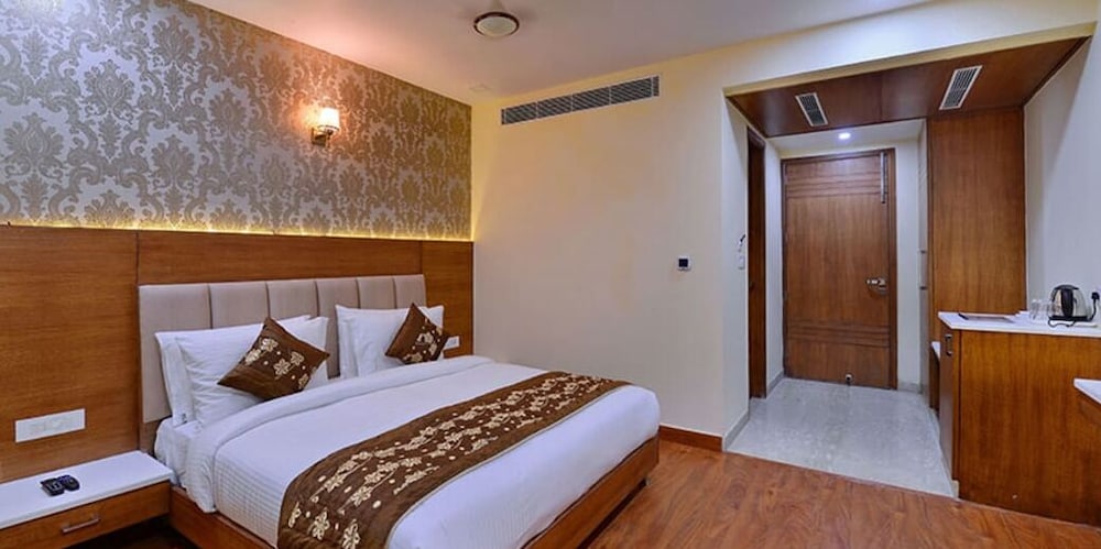 HOTEL GRAND HRIDEY 7/50