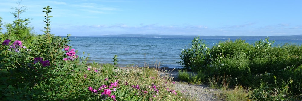 Stafford s Bay View Inn 42/50