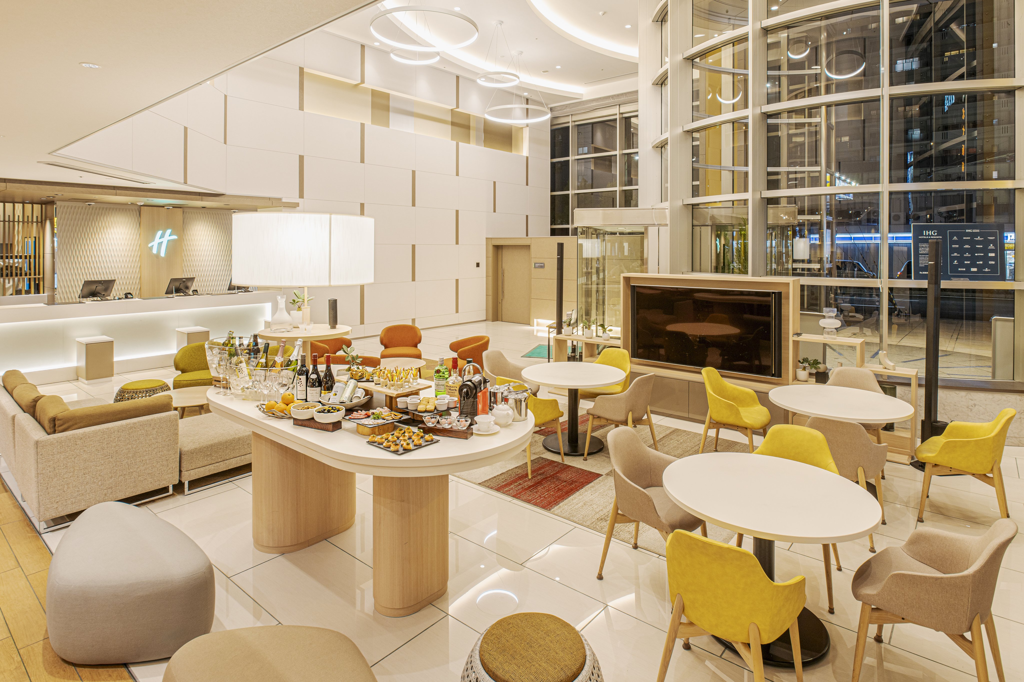 Holiday Inn And Suites Shin Osaka An Ihg Hotel 55/76