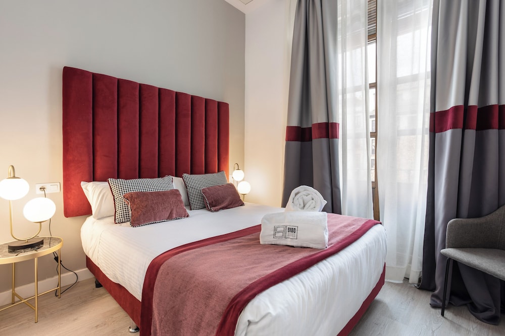 Bibo Suites Plaza Nueva 12/48