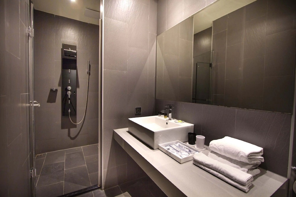 Hotel Reve Taichung 24/60