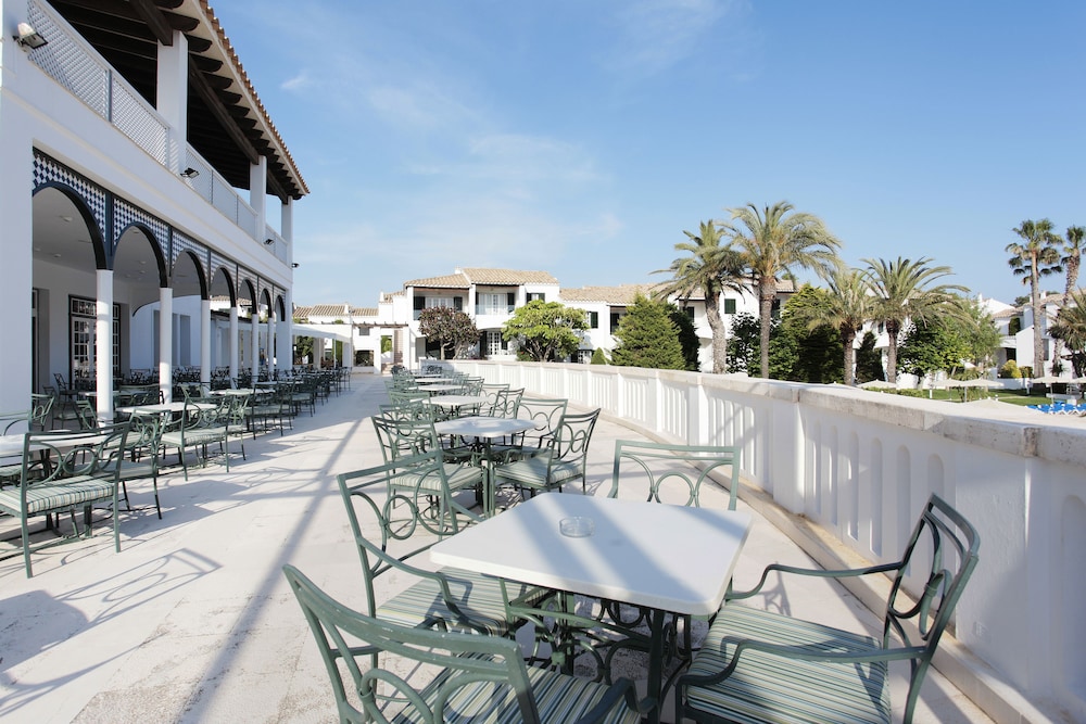 Grupotel Club Menorca 38/70