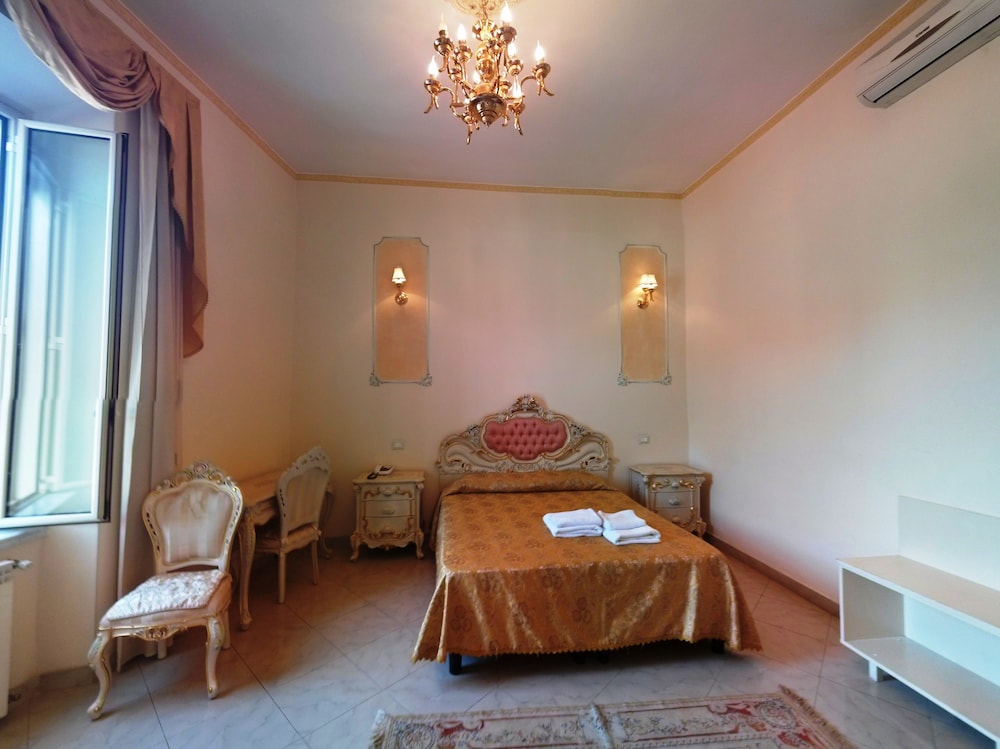 Imperial Rooms Hotel Rome 13/25