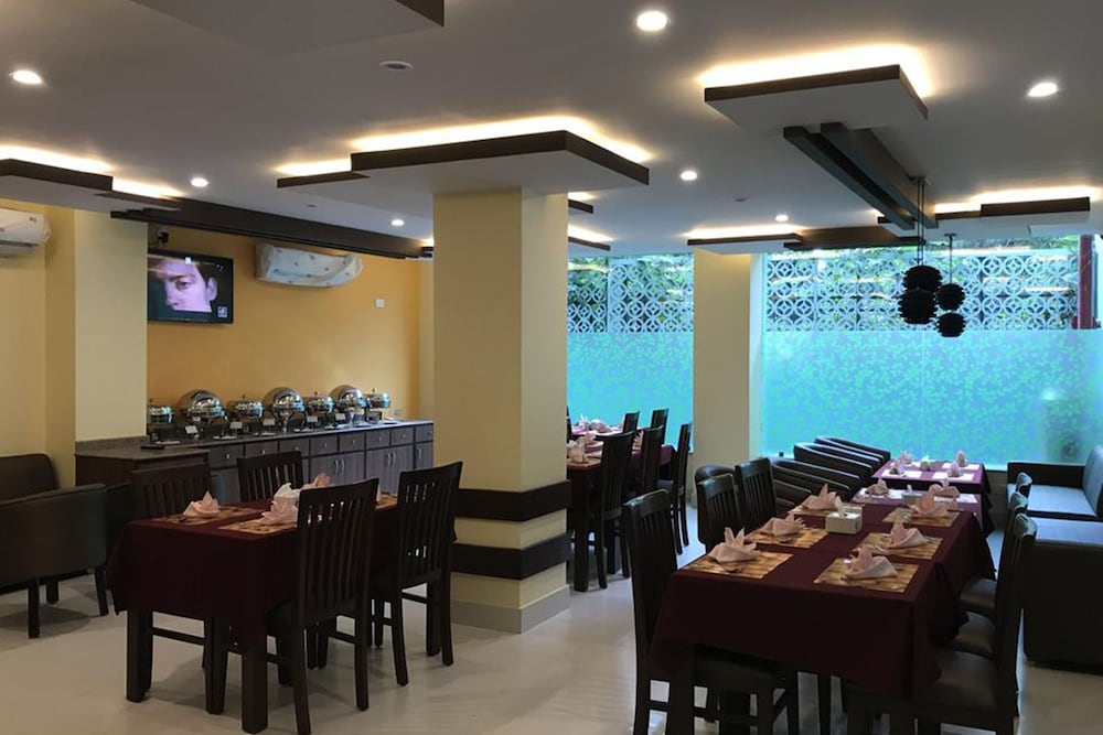 Kaveri Inn 20/31