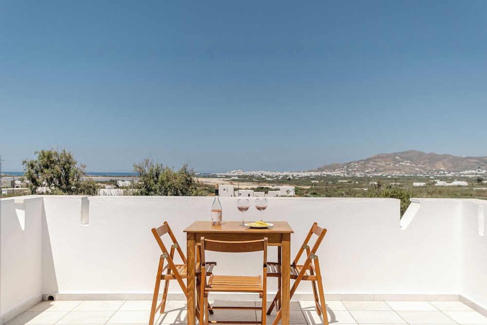 Birbas Hotel 104/128