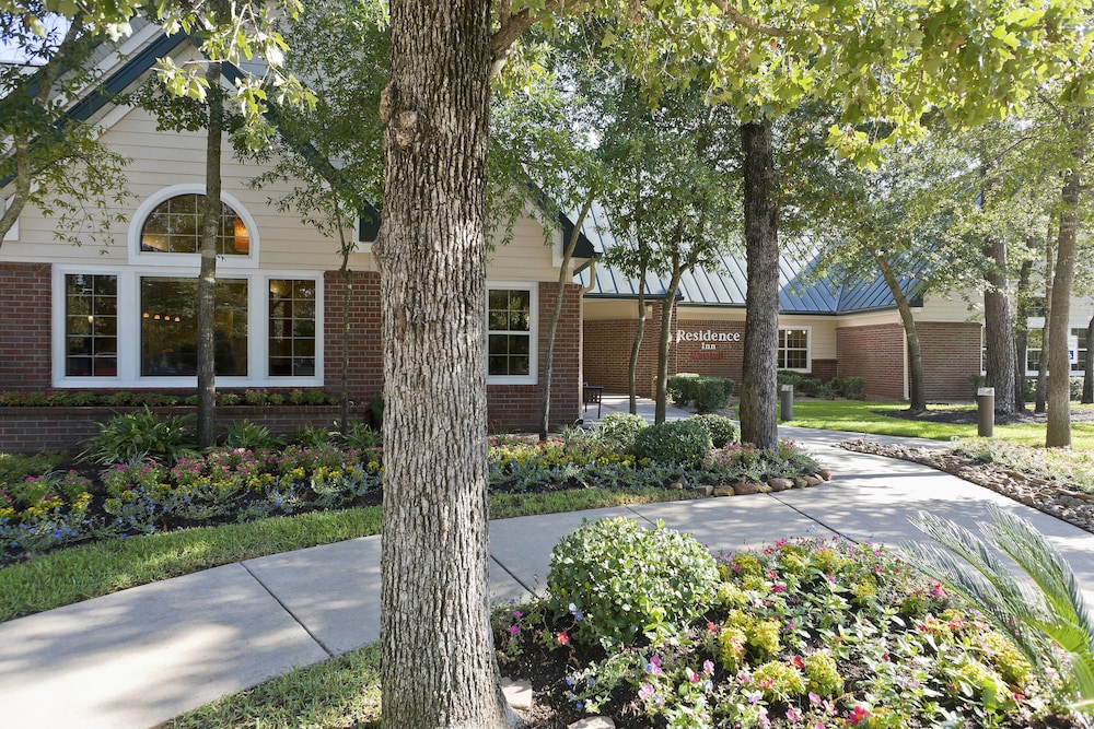 Residence Inn Houston The Woodlands / Lake Front Circle 45/50