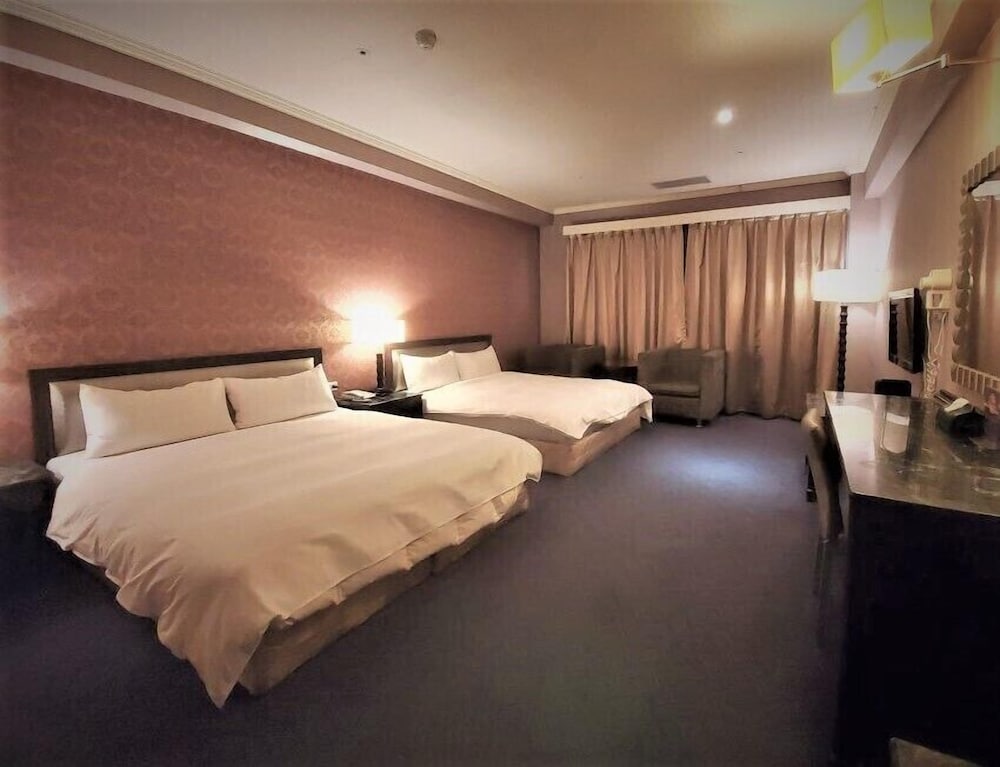 ROOM, QUADRUPLE, 2 DOUBLE BEDS