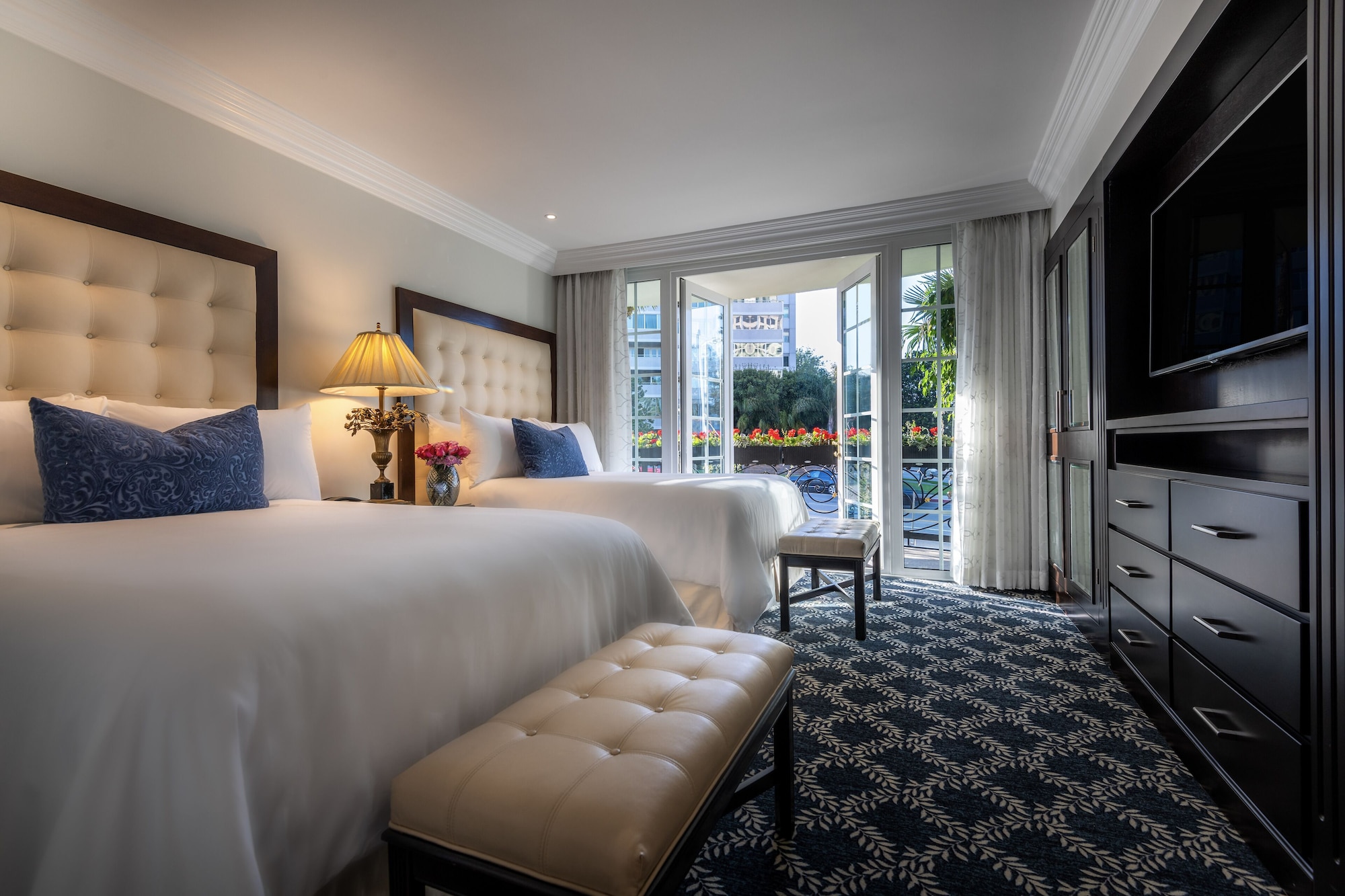 PLAZA, LUXURY, SUITE, DOUBLE BED