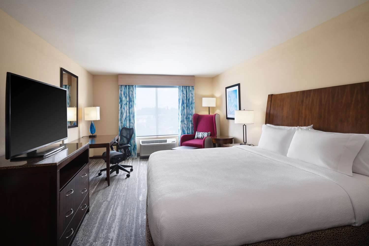 Premium, King Bed