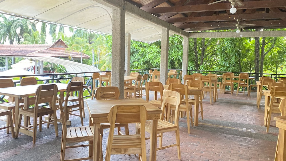 On Vacation Girardot Resort 46/64