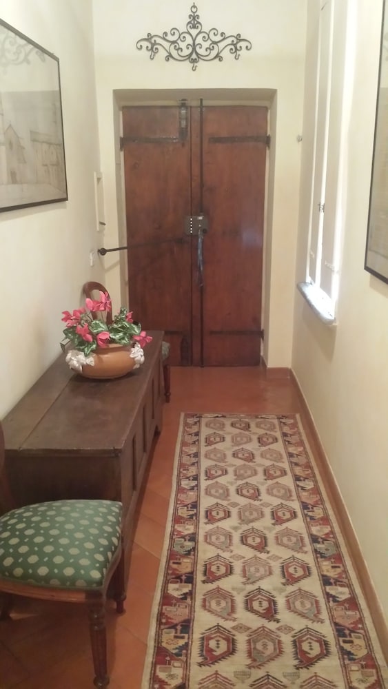 Navona Nice Room 3/25