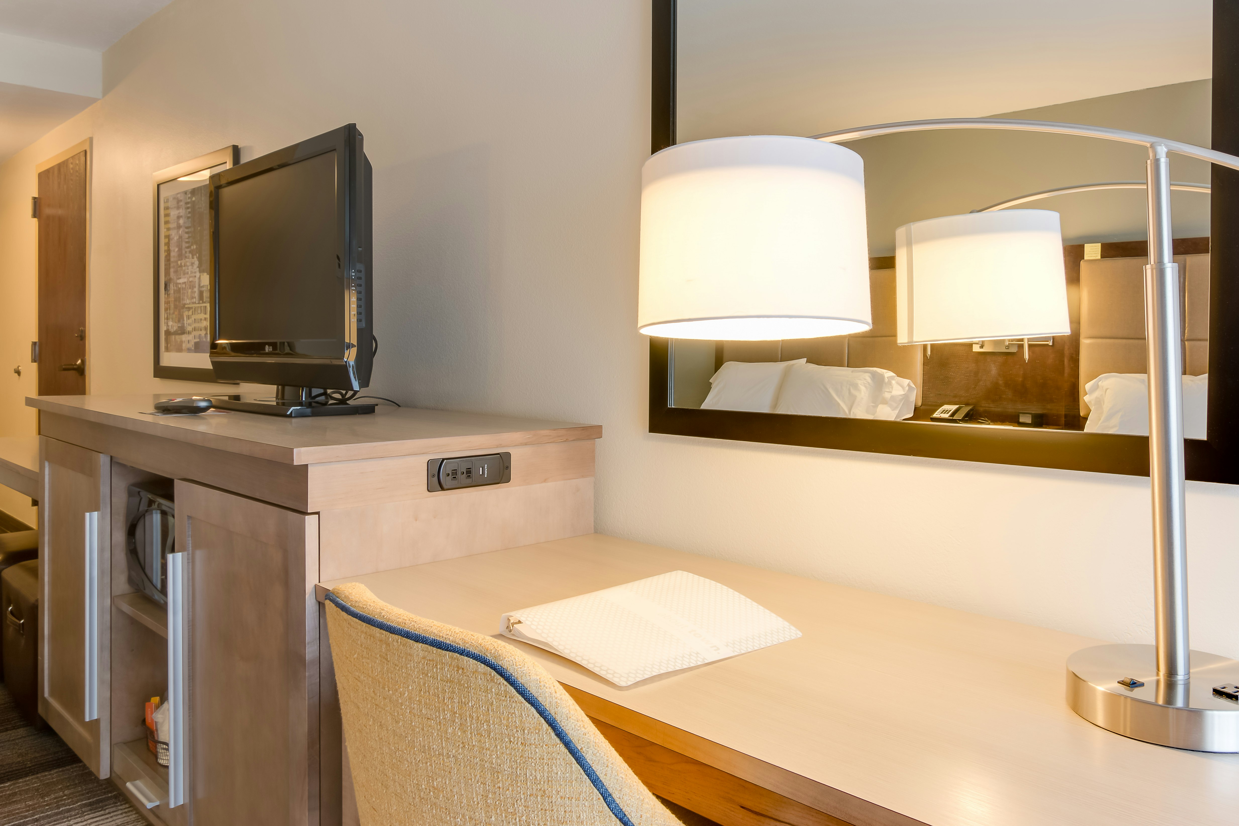 Hampton Inn Bellevue / Nashville-I-40 West 40/40