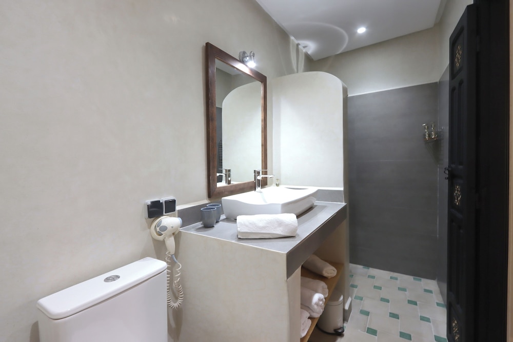 Riad Namla 30/31