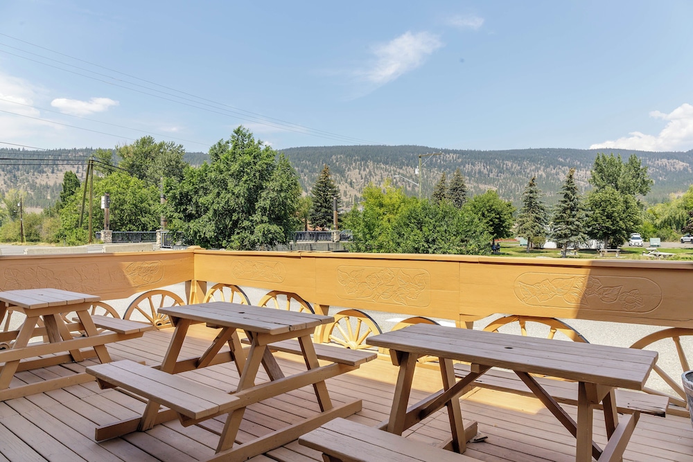 Motel6 Merritt, BC 45/49