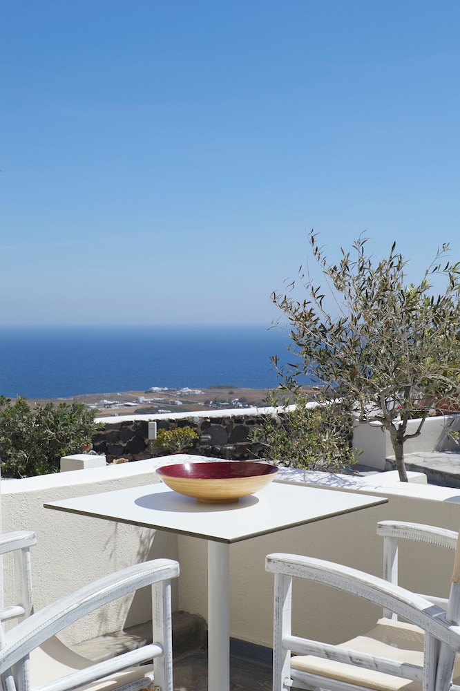 Anchor Suites 54/56