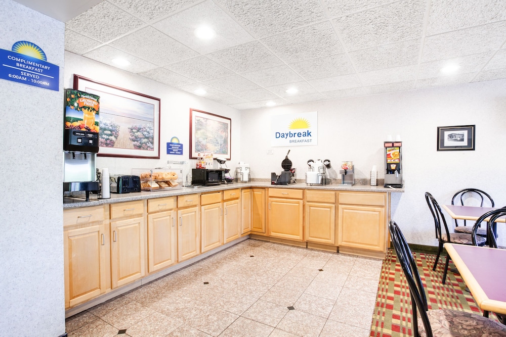 Days Inn by Wyndham Hornell NY 12/38