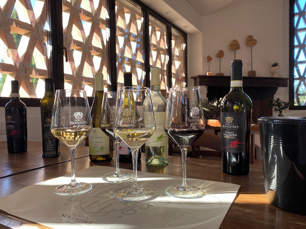 Tenuta Sovestro 15/50