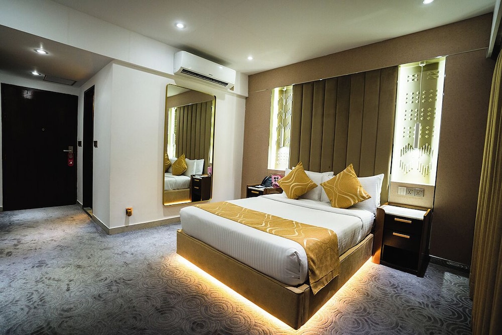 Unique Regency Hotel Dhaka 22/65
