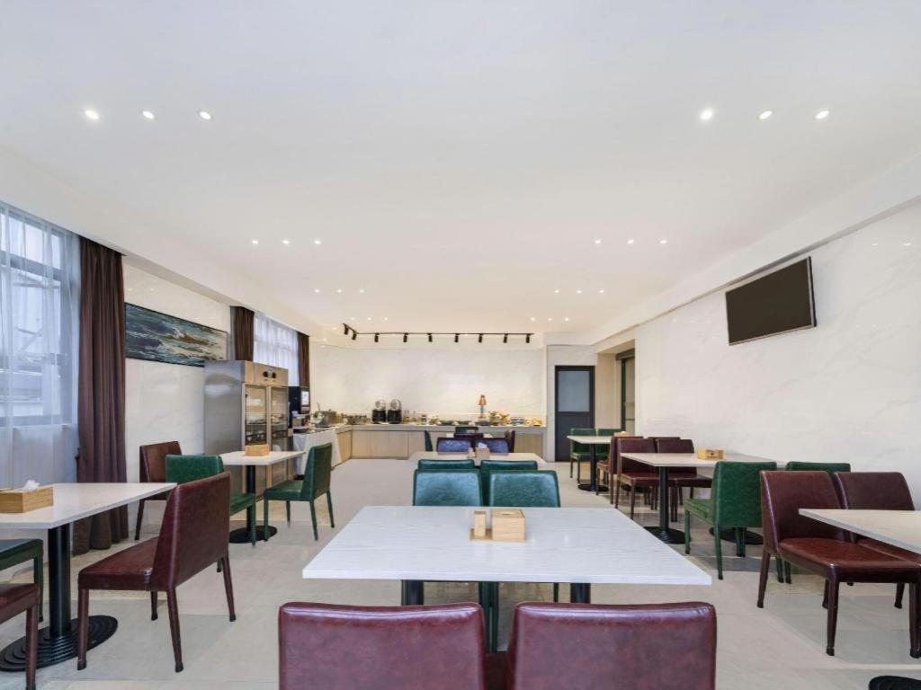 City Comfort Inn Foshan Gaoming Huaying Square Hotel 46/56