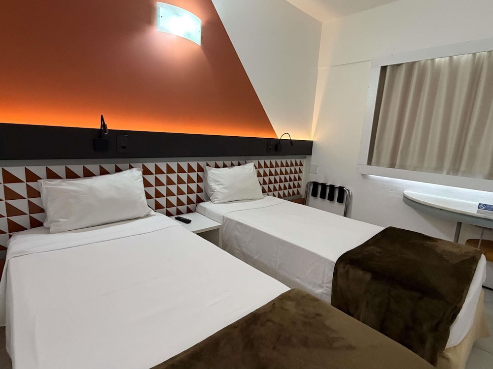 غرفة قياسية بسريرين منفصلين، Conect Smart Hotel 6/10