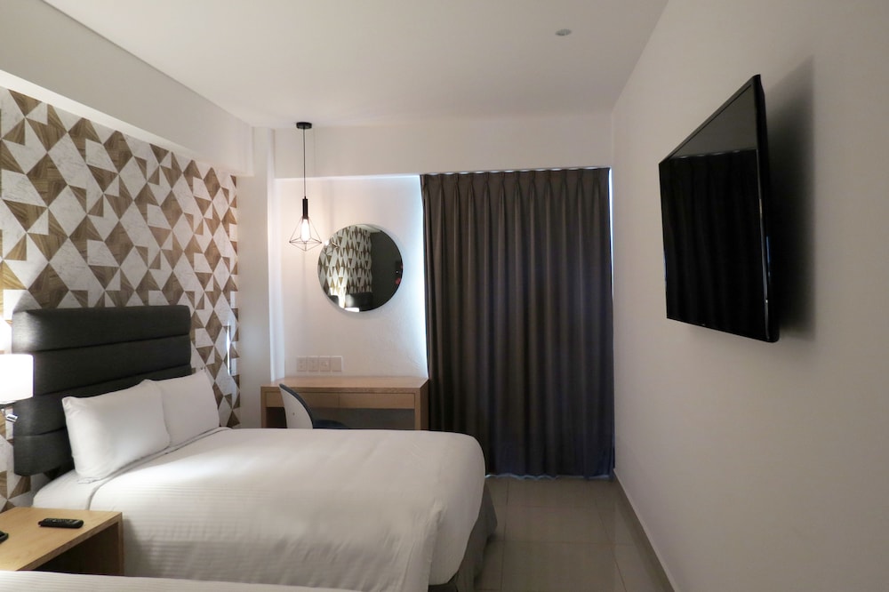 Urbainn Hotel 15/39