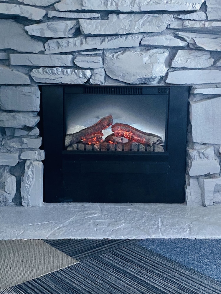 Ocean Shores Inn Suites 32/49