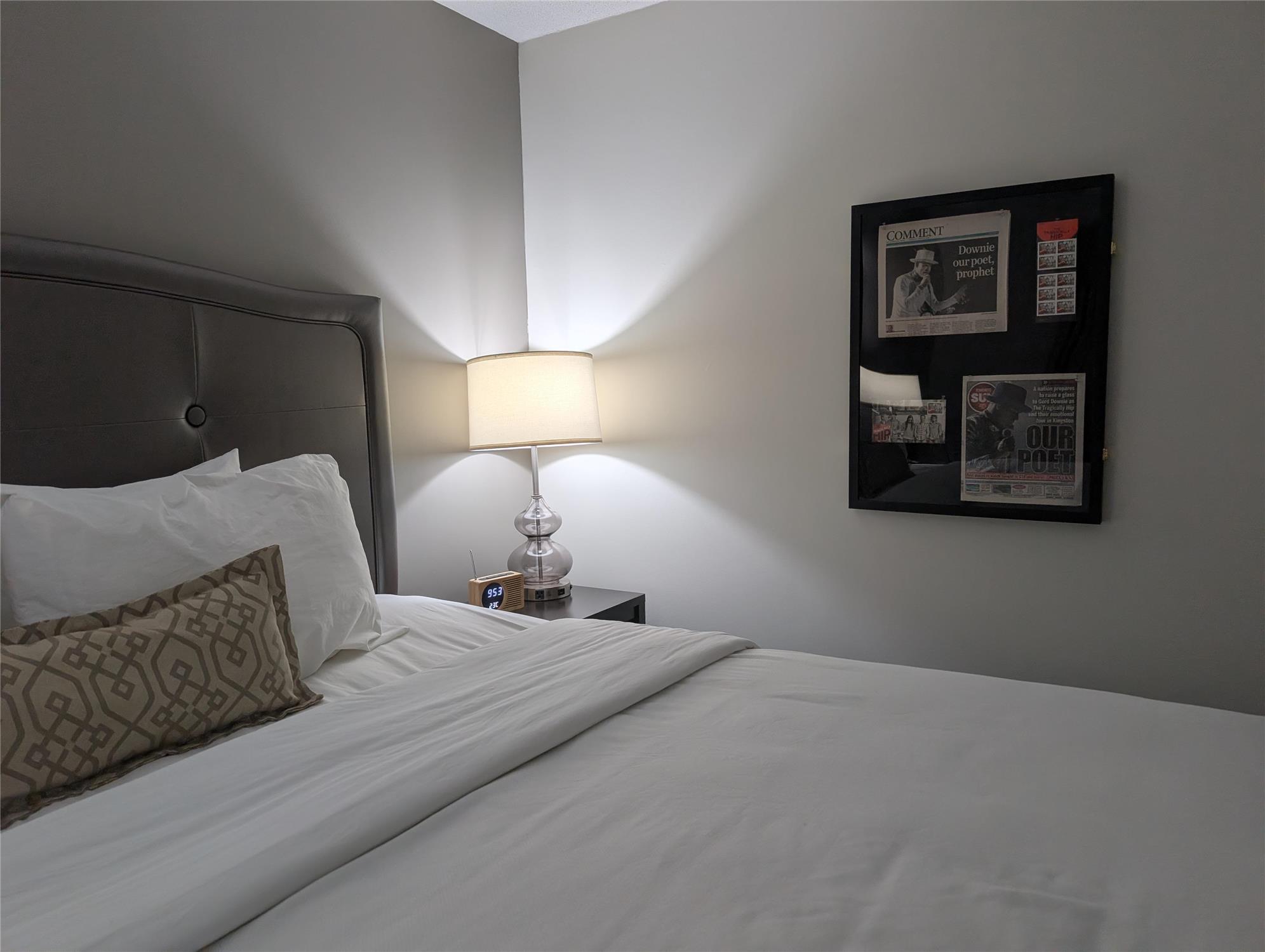 Theme, Suite, King Bed, Sofa