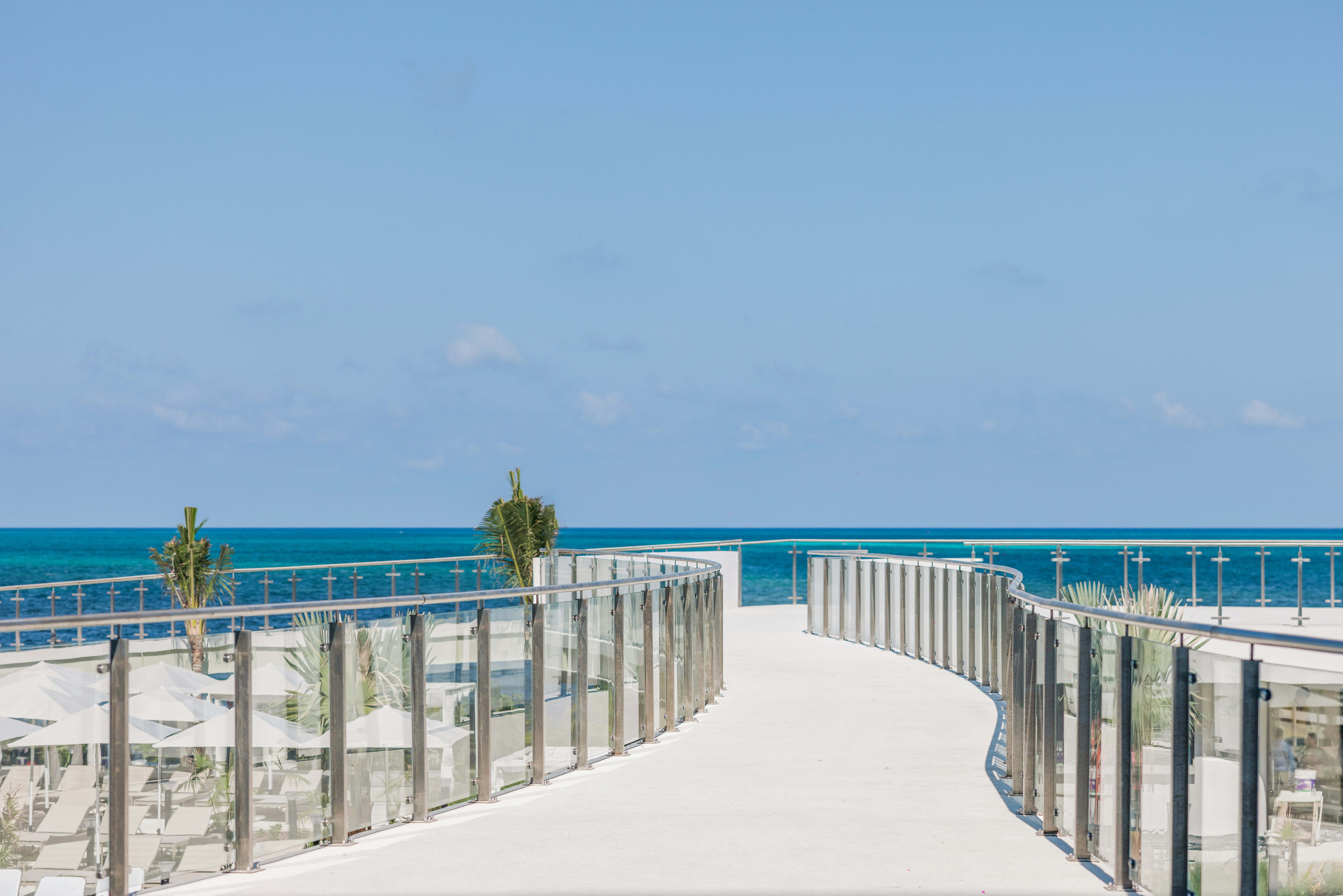 AVA Resort Cancun All Oceanfront - All Inclusive 57/60