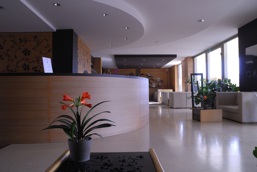 Sanlu Hotel 5/53