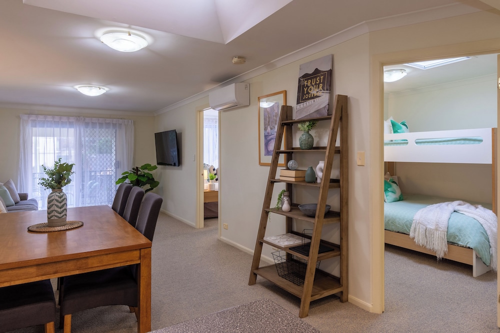 Lifestyle Apartments At Ferntree 52/66