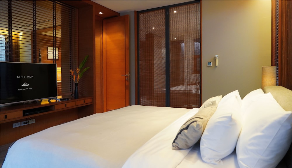 MUTHI MAYA FOREST POOL VILLA RESORT 33/78